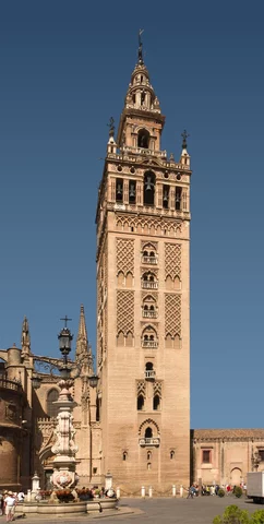 Minaret iz Seville