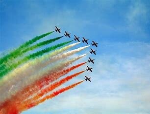 La Costituzione entra in vigore