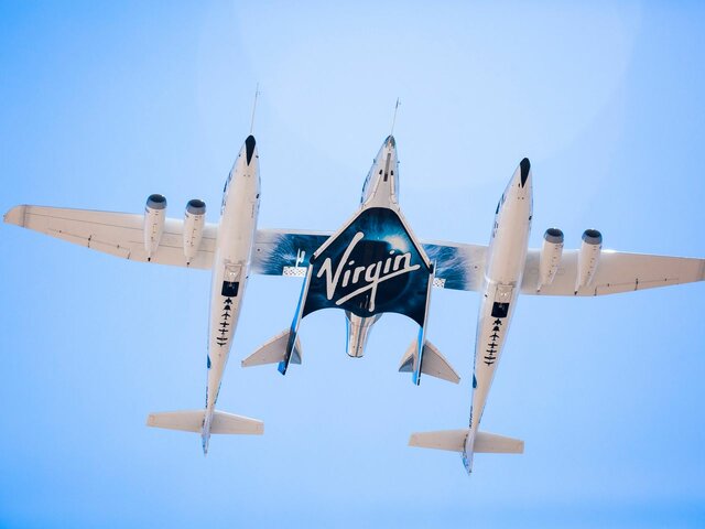 Branson creates Virgin Galactic