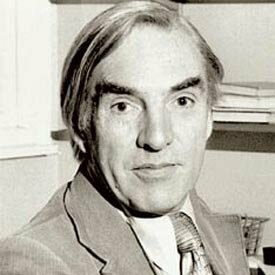 1Lawrence Stenhouse 975