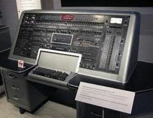 Primera Computadora Comercial