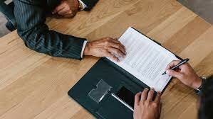 Tanca els primes acords amb el estats units