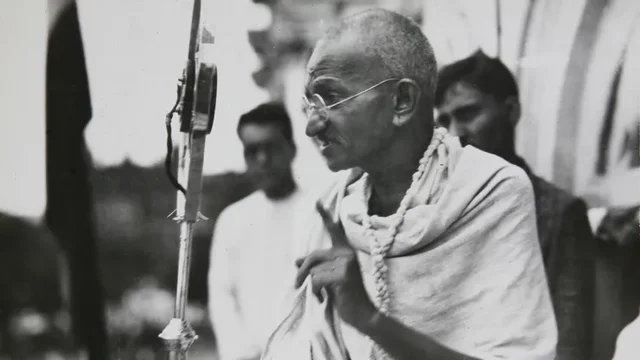 Mahatma Gandhi 1915
