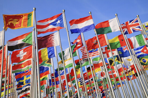 La relación entre los momentos relevantes y hechos históricos.