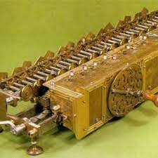 LA CALCULADORA GOTTFRIED