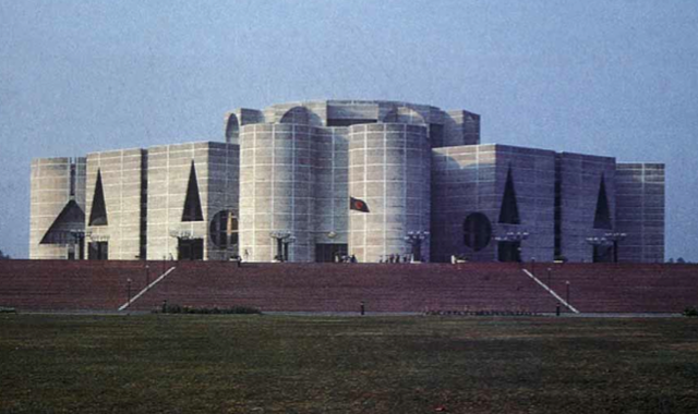Edificio dell’Assemblea Nazionale a Dacca