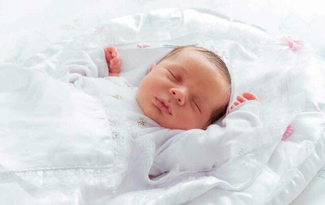 Nace Marina y muere su madre