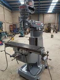 Fresadoras de tamaño medianas y pequeñas