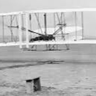 Timeline: Línea del temps dels diferents tipus d'avions