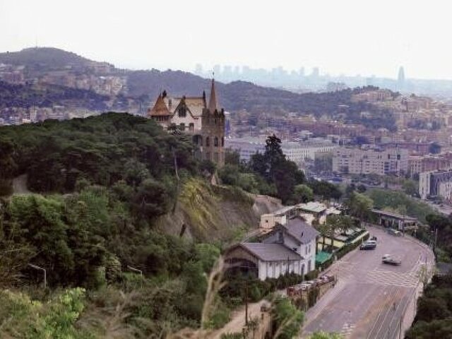 Falda de la montaña, cerca del paseo de la Bonanova