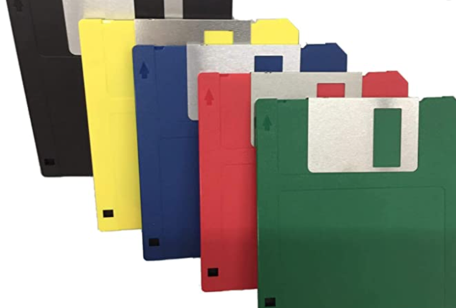 3 1/2 inch floppy drive and diskettes