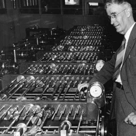 Máquina de resolver ecuaciones diferenciales