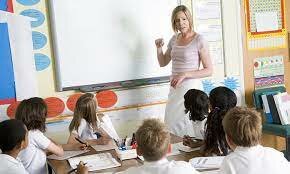 Se reconoce el desarrollo profesional docente