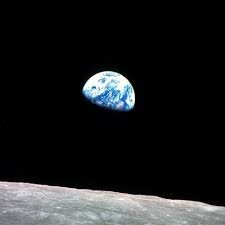The Apollo 8 picture of Earthrise