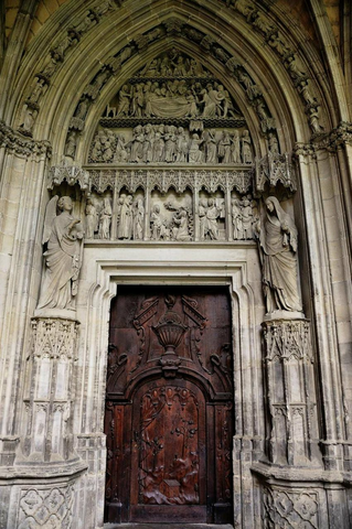 Puerta Catedral de Pamplona