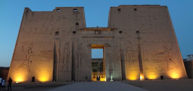 TEMPLE D'EDFÚ