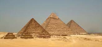 PIRÀMIDES DE GIZEH