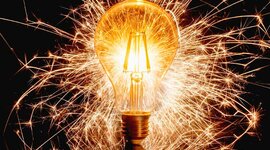 Timeline: historia de la electricidad