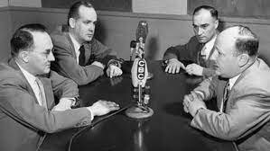 Promueve el programa Farm Radio Forum (Canada)