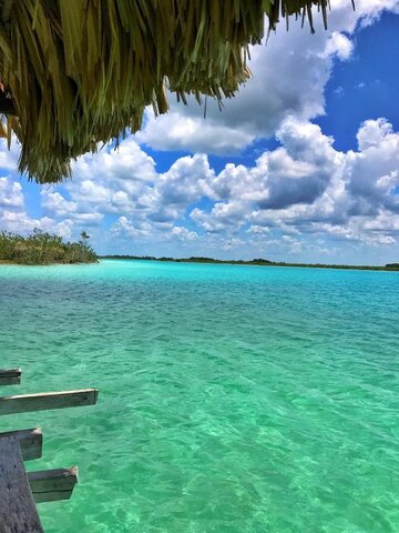 Bacalar, laguna de los 7 colores.