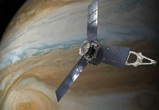 first space craft to fly by Jupiter
