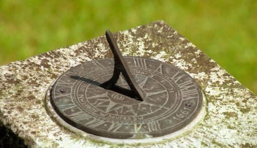 Relógio de Sol - Lucyla