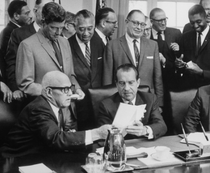 Federal Employees - Rights to Collective Bargaining