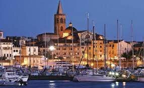 El maig del 2015 vaig anar amb avió a l'Alguer.