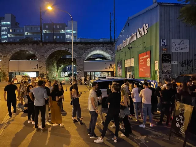 Clubs öffnen wieder