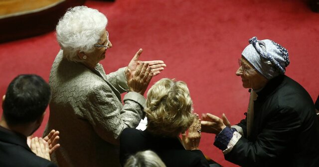 Establishment of an extraordinary Parliamentary Control Commision