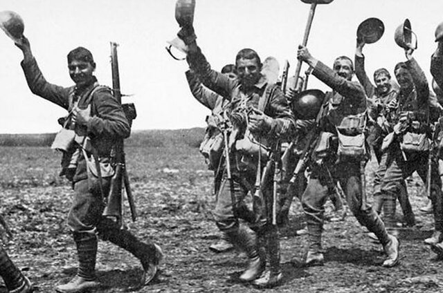 𝓕𝓲𝓷𝓲𝓼𝓬𝓮 𝓵𝓪 𝓟𝓻𝓲𝓶𝓪 𝓖𝓾𝓮𝓻𝓻𝓪 𝓜𝓸𝓷𝓭𝓲𝓪𝓵𝓮. 𝓒𝓸𝓷 𝓰𝓵𝓲 𝓪𝓬𝓬𝓸𝓻𝓭𝓲 𝓭𝓲 𝓥𝓮𝓻𝓼𝓪𝓲𝓵𝓵𝓮𝓼 𝓵𝓪 𝓖𝓮𝓻𝓶𝓪𝓷𝓲𝓪 è 𝓾𝓶𝓲𝓵𝓲𝓪𝓽𝓪 𝓮 𝓵'𝓘𝓶𝓹𝓮𝓻𝓸 𝓐𝓾𝓼𝓽𝓻𝓸-𝓤𝓷𝓰𝓪𝓻𝓲𝓬𝓸 è 𝓼𝓶𝓮𝓶𝓫𝓻𝓪𝓽𝓸