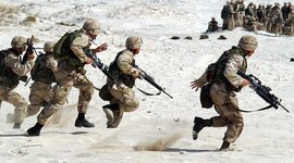 Timeline: GUERRA TOTAL Y GUERRA FRÍA