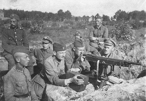 Inicio del periodo de la Paz Armada