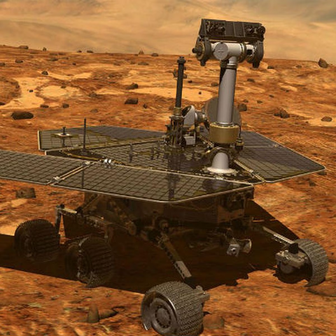 2006: La NASA lanza el robot Opportunity en Marte, con la misión de investigar los antiguos habitantes del planeta