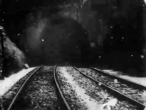 A Kiss in the Tunel. (George Albert Smith)