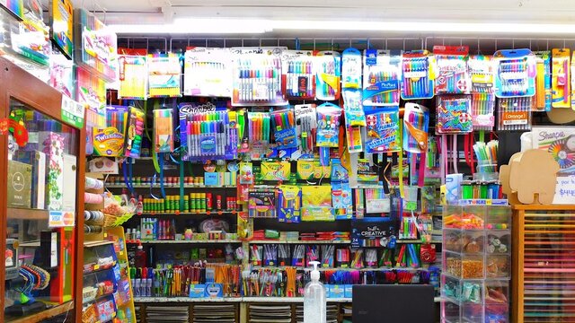 Inicio mi propio negocio (papelería)