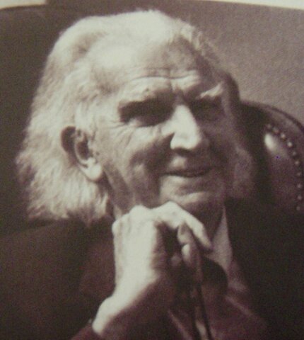 Articulo por K. Boulding