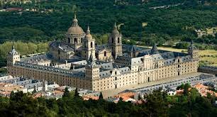Se finaliza el Monasterio del Escorial.