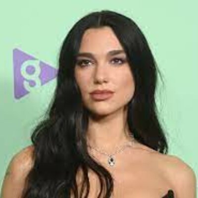Timeline: DUA LIPA