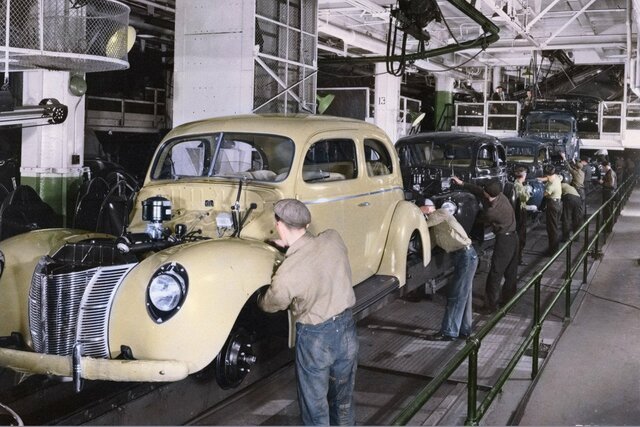 Producción en serie y Ford Motor Company