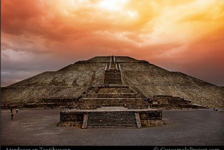 La decadencia de Teotihuacán