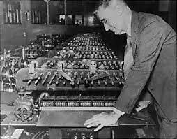 Primera computadora Analógica