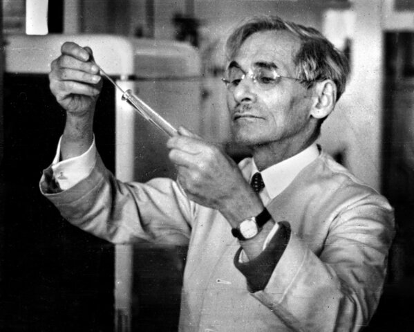 Discovery of DNA Components