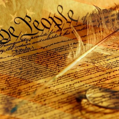 Timeline: Historia Constitucional