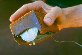 1963: El primer prototipo de mouse, creado por Douglas Engelbart
