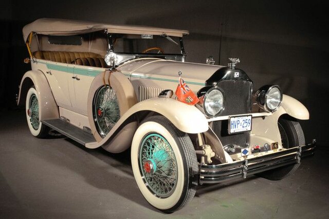 McLaughlin-Buick makes cars for Royalty