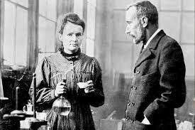 RADIACTIVIDAD DE PIERE Y MARIE CURIE