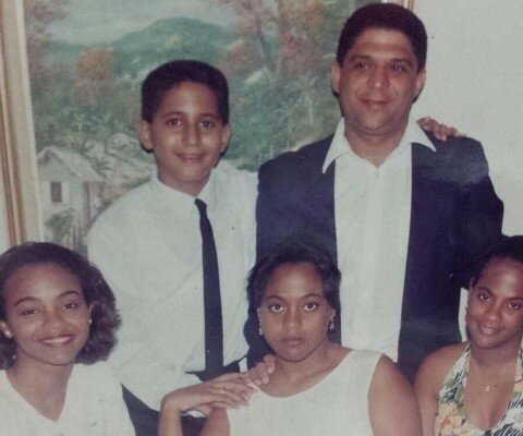 Her father died when she was 9 years old.