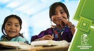 Educación Bilingüe en los grupos indígenas.