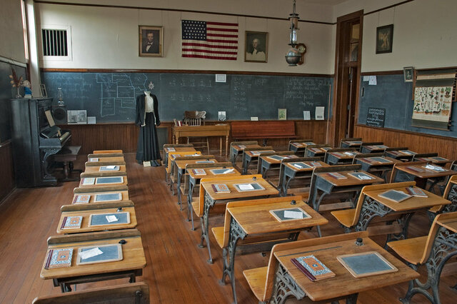 School museums are created housing supplementary instructional materials